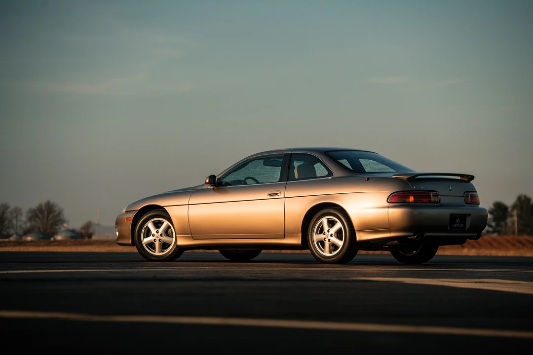 1999 Lexus SC400 - Image 10 of 31