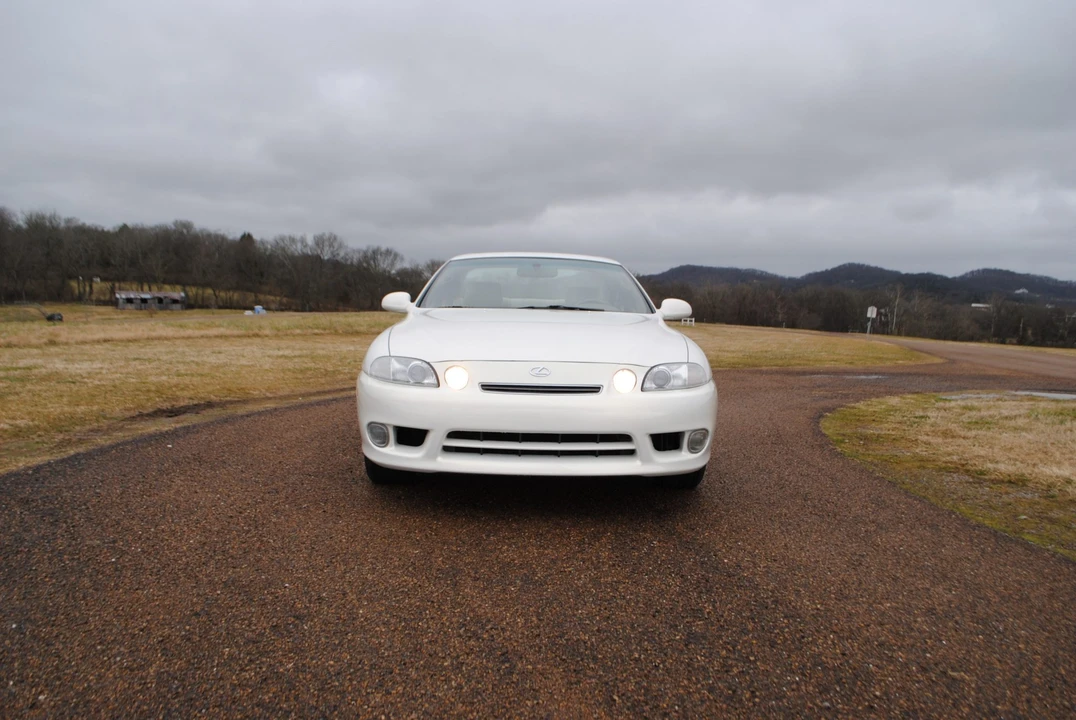 1999 Lexus SC400 - Image 2 of 31
