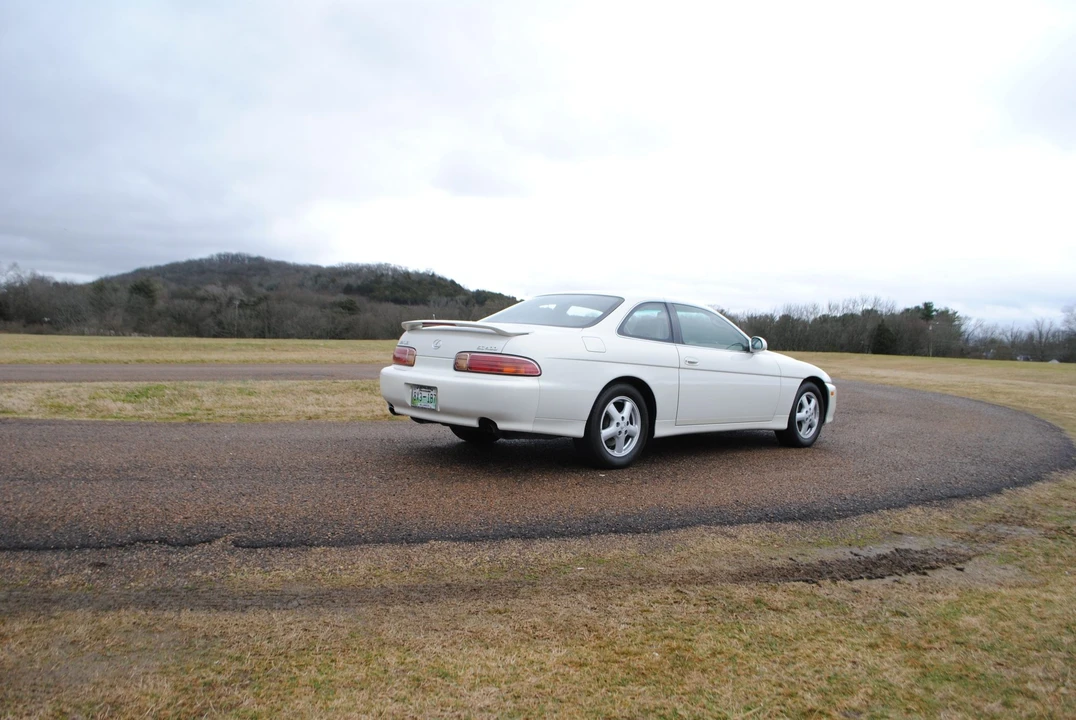 1999 Lexus SC400 - Image 11 of 31