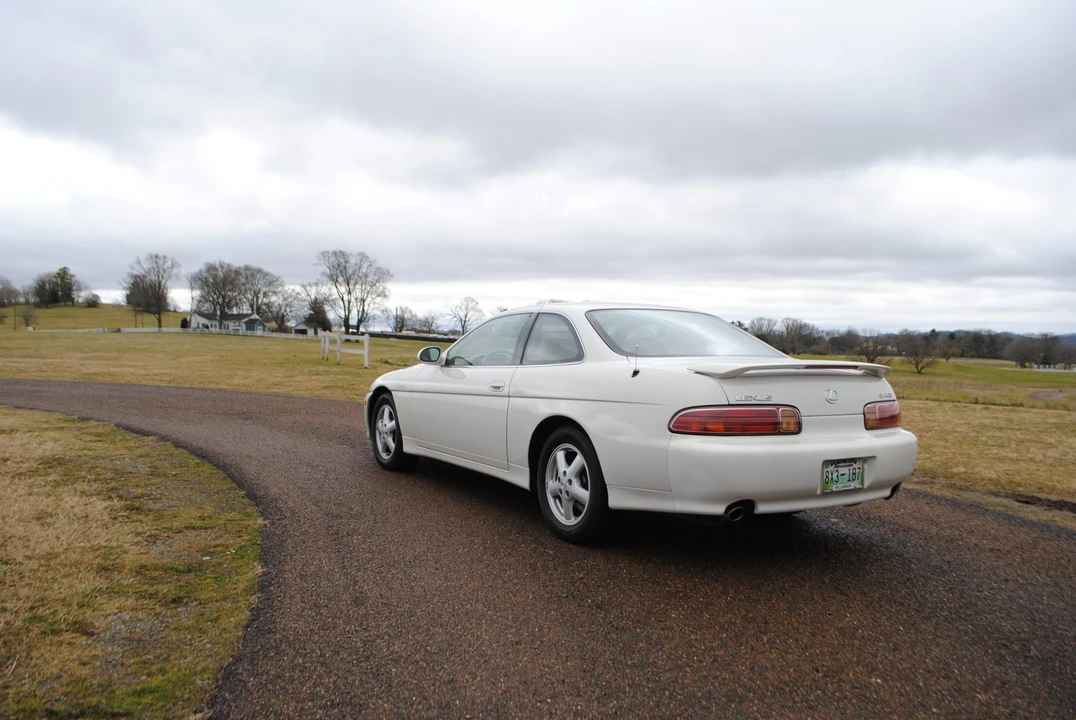 1999 Lexus SC400 - Image 8 of 31