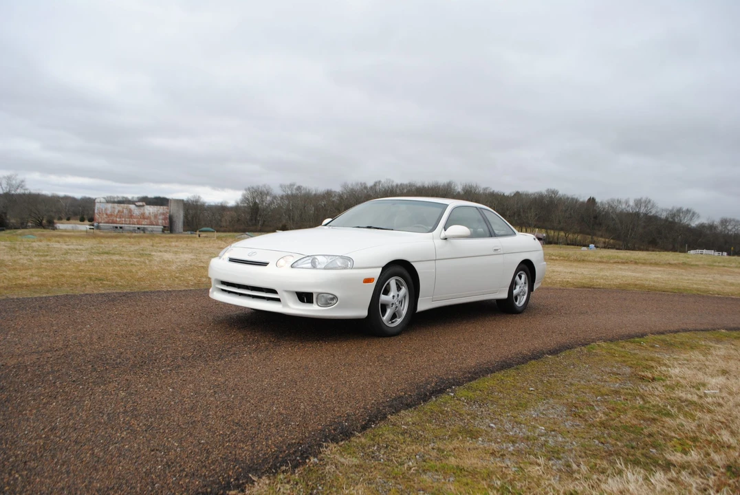 1999 Lexus SC400 - Image 4 of 31