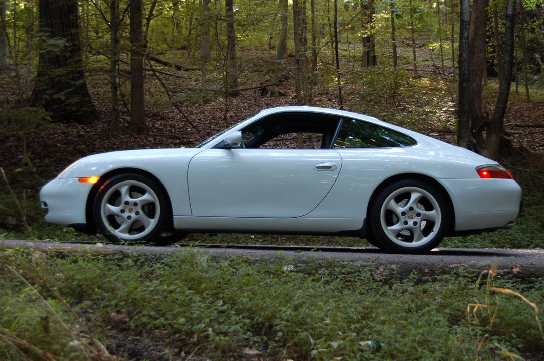 1999 Porsche 996 Carrera - Image 3 of 31