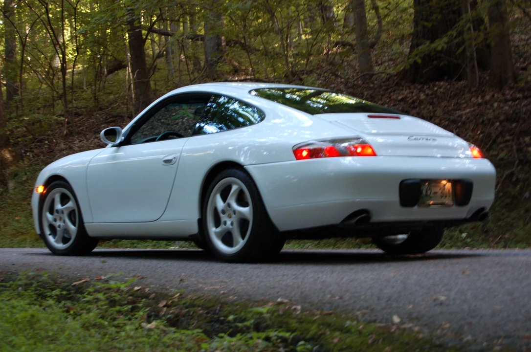 1999 Porsche 996 Carrera - Image 2 of 31