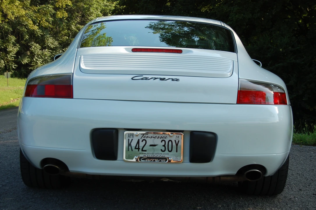 1999 Porsche 996 Carrera - Image 9 of 31