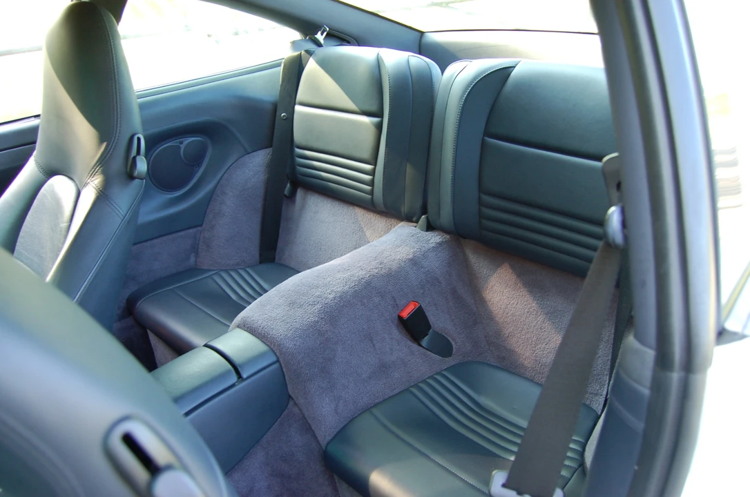 1999 Porsche 996 Carrera - Image 27 of 31