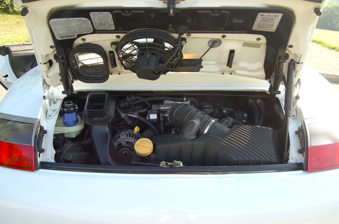1999 Porsche 996 Carrera - Image 31 of 31