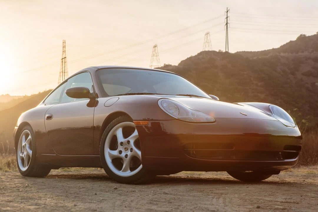 1999 Porsche 996 Carrera - Image 15 of 31