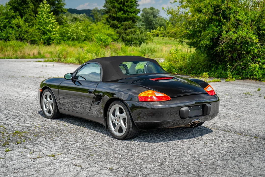 1999 Porsche 986 Boxster - Image 24 of 31