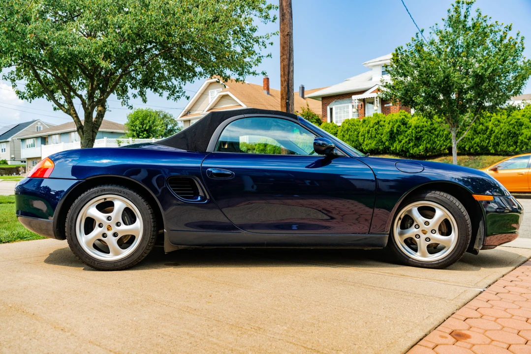 1999 Porsche 986 Boxster - Image 10 of 31