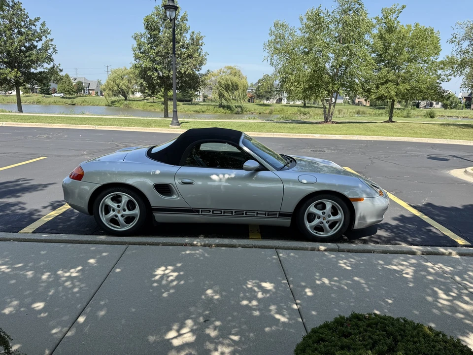 1999 Porsche 986 Boxster - Image 13 of 31