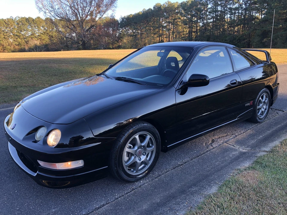2000 Acura Integra Type R 3rd Gen - Image 2 of 31