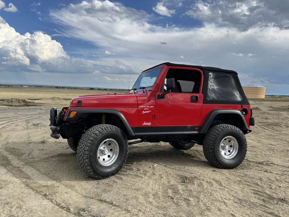 2000 Jeep TJ Wrangler - Image 8 of 31