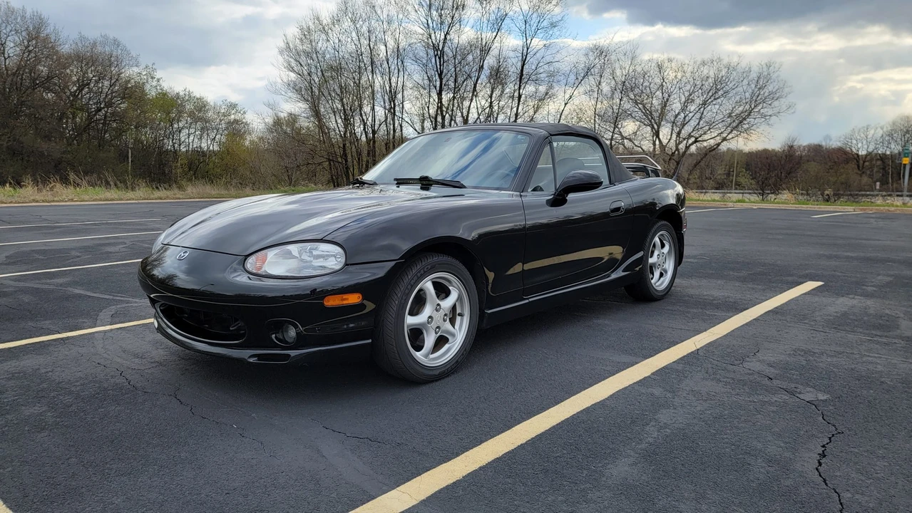 2000 Mazda NB MX-5 Miata - Image 9 of 31