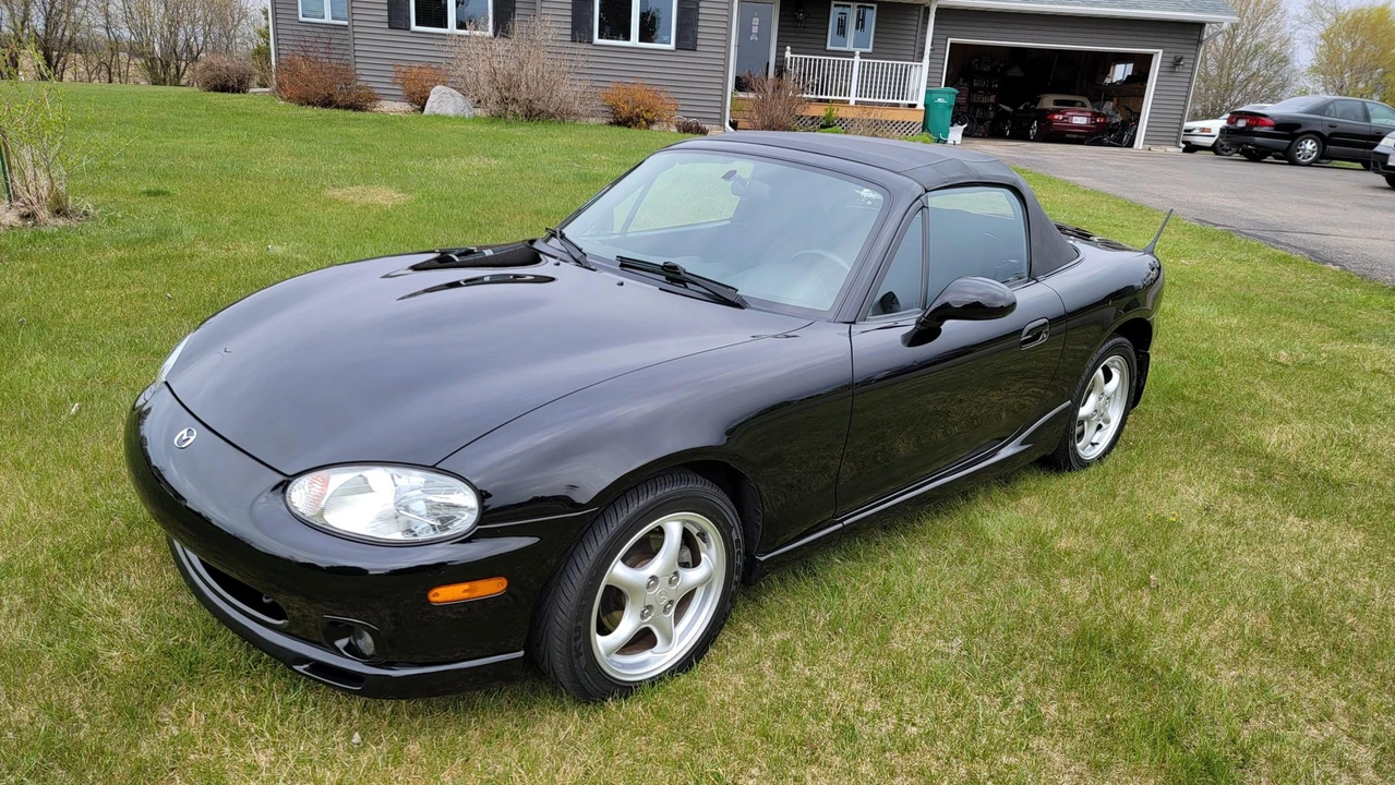 2000 Mazda NB MX-5 Miata - Image 8 of 31