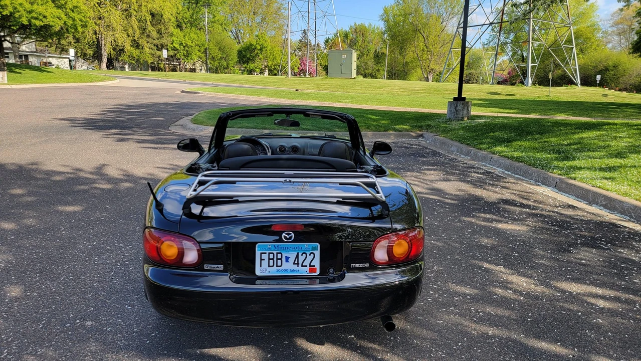 2000 Mazda NB MX-5 Miata - Image 28 of 31