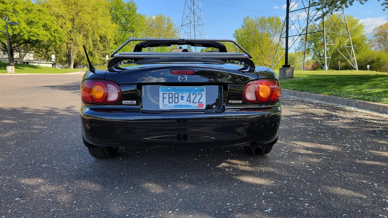 2000 Mazda NB MX-5 Miata - Image 27 of 31