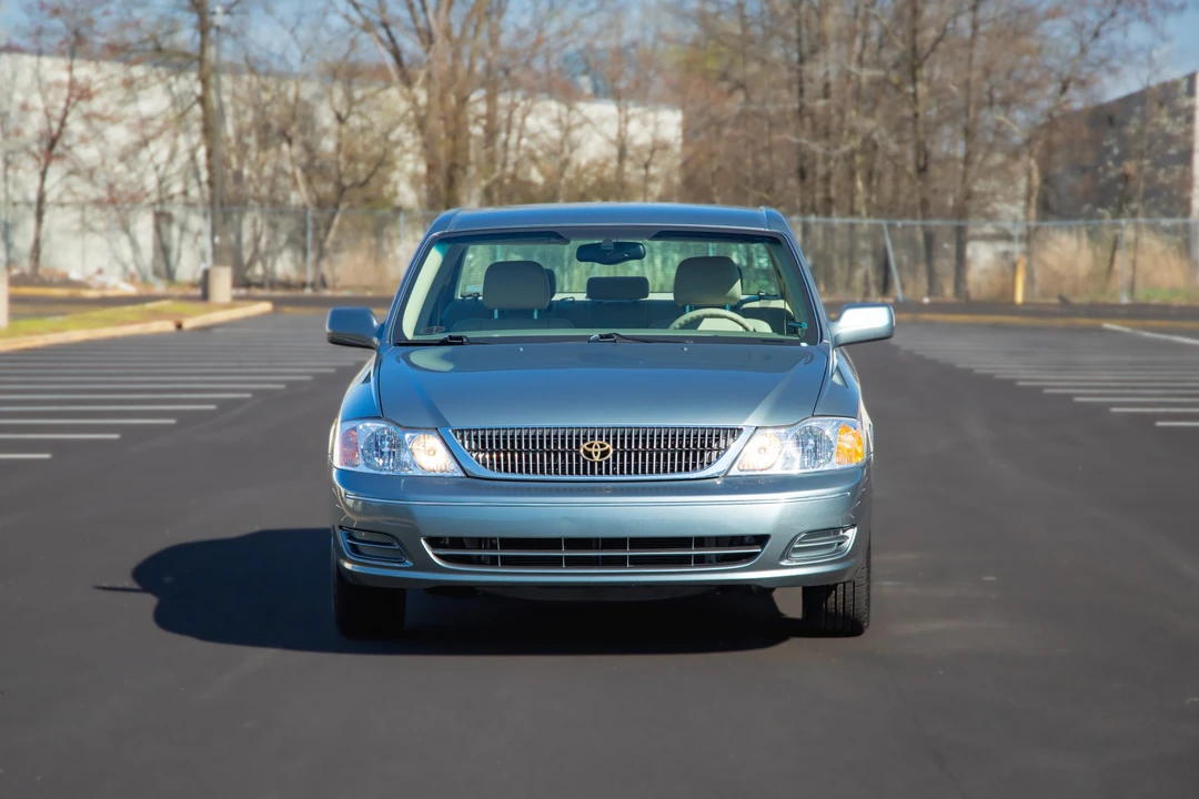 2000 Toyota Avalon 2nd Gen - Image 11 of 21