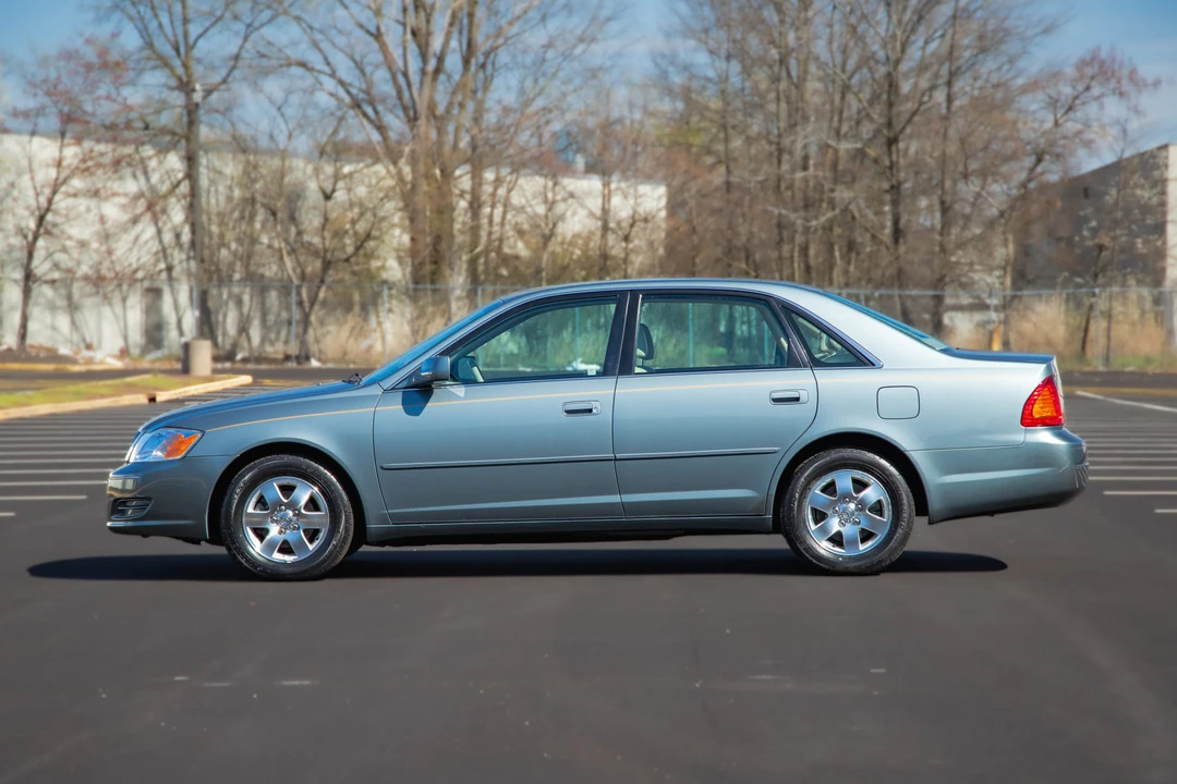 2000 Toyota Avalon 2nd Gen - Image 5 of 21