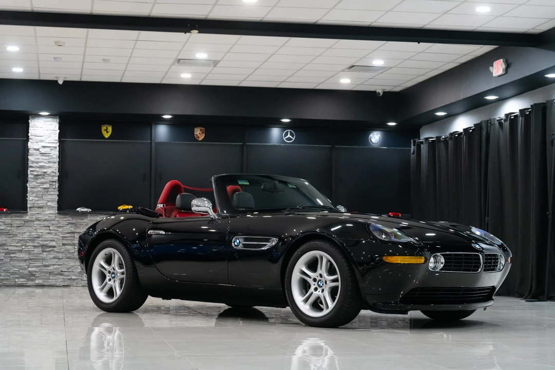 2001 BMW Z8 - Image 13 of 31