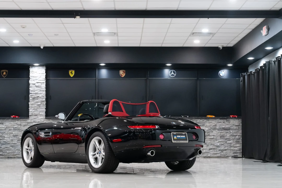 2001 BMW Z8 - Image 31 of 31
