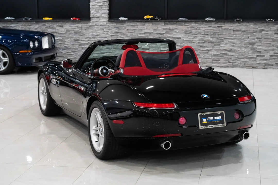 2001 BMW Z8 - Image 29 of 31