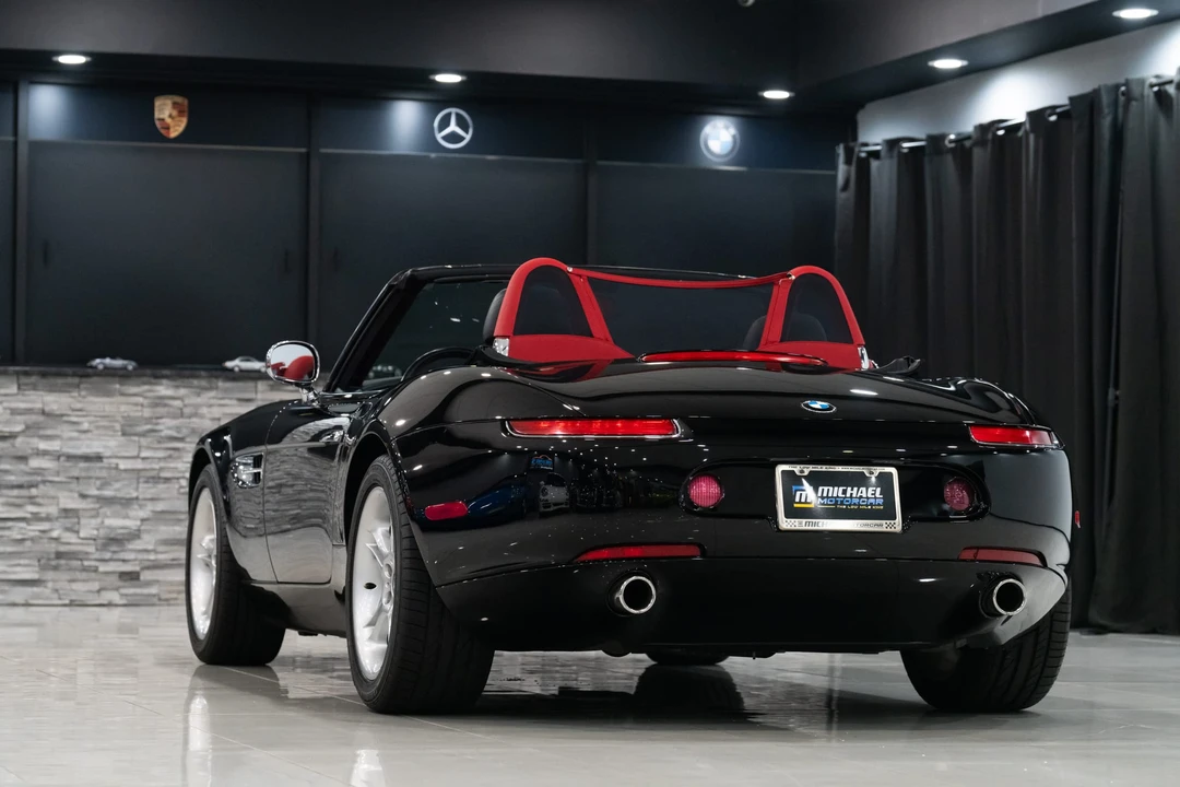 2001 BMW Z8 - Image 28 of 31