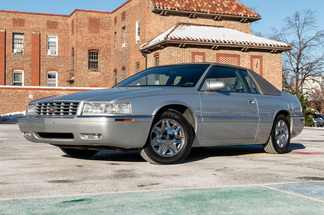 2001 Cadillac Eldorado 12th Gen - Image 2 of 31