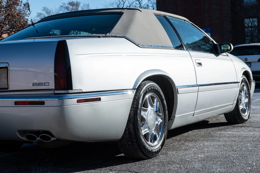 2001 Cadillac Eldorado 12th Gen - Image 29 of 31