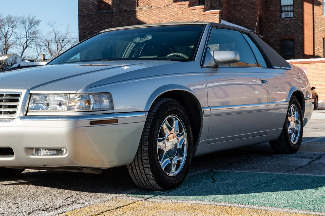 2001 Cadillac Eldorado 12th Gen - Image 19 of 31