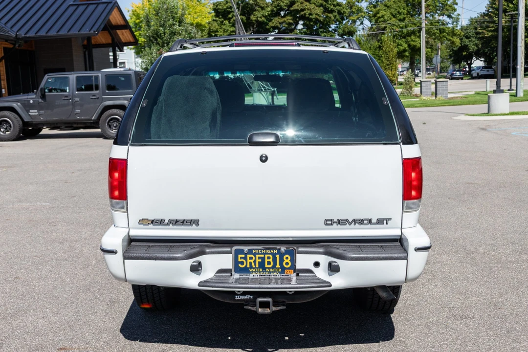 2001 Chevrolet S-10 Blazer 2nd Gen - Image 10 of 31
