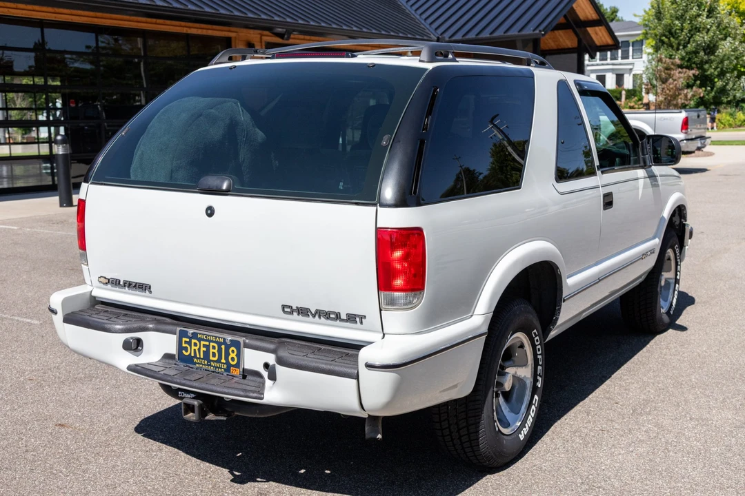 2001 Chevrolet S-10 Blazer 2nd Gen - Image 7 of 31