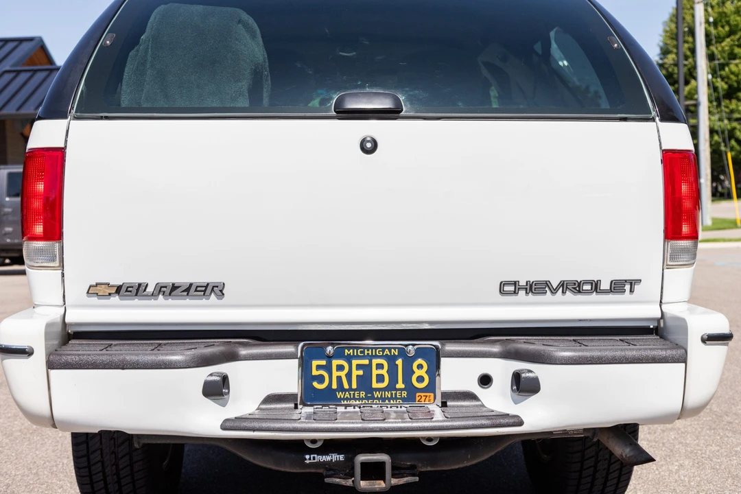 2001 Chevrolet S-10 Blazer 2nd Gen - Image 25 of 31