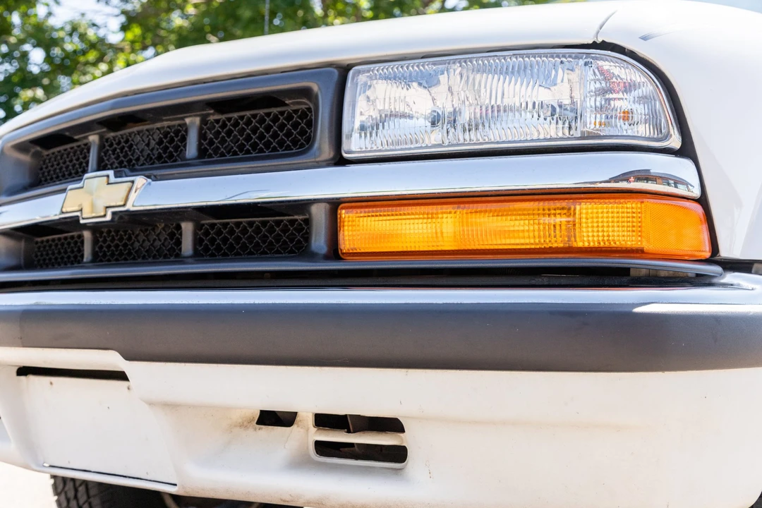 2001 Chevrolet S-10 Blazer 2nd Gen - Image 20 of 31
