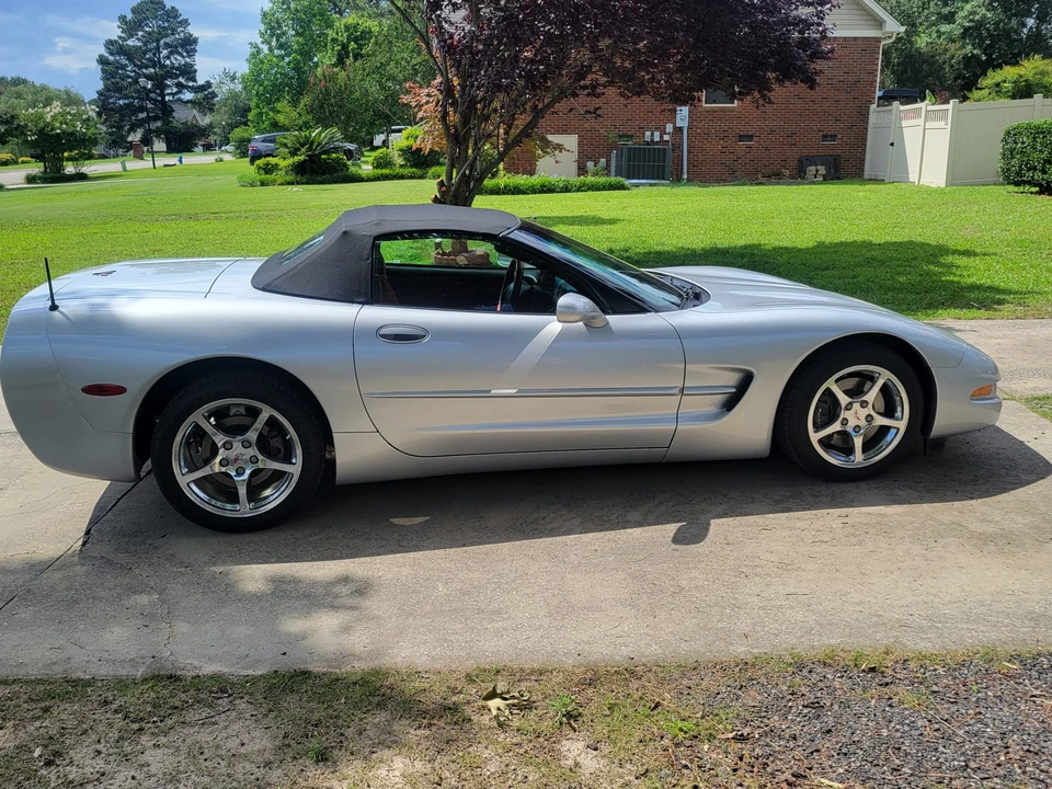2001 Chevrolet Corvette C5 - Image 11 of 31