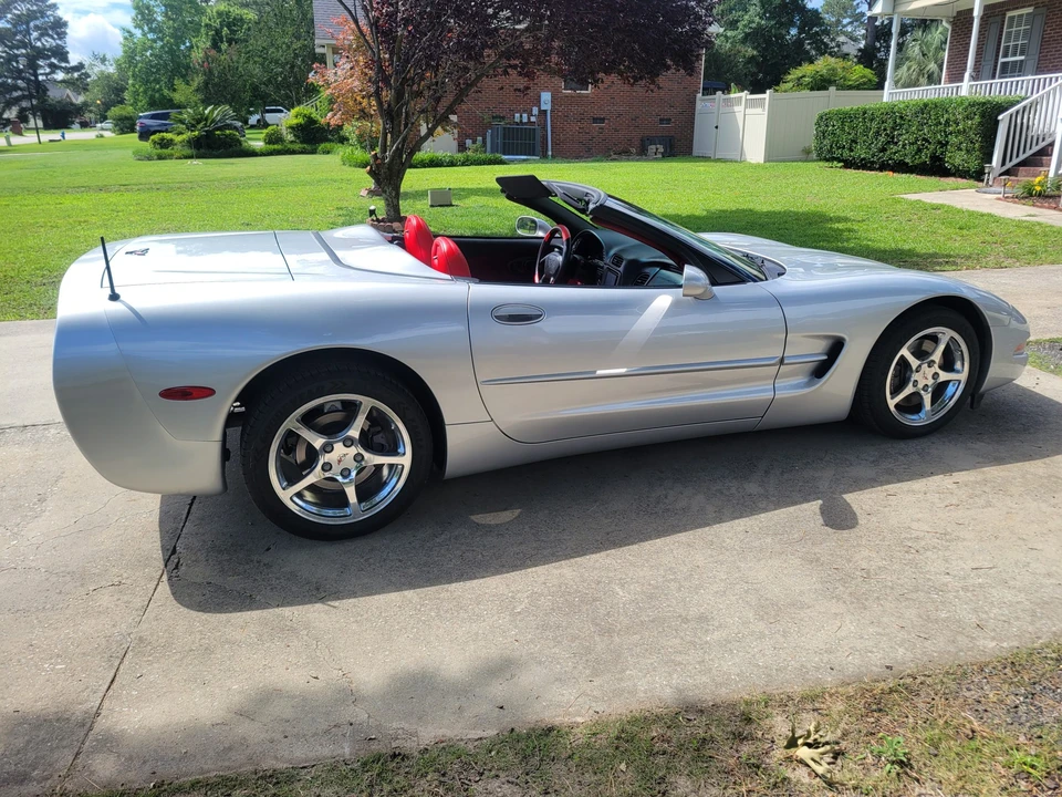 2001 Chevrolet Corvette C5 - Image 16 of 31