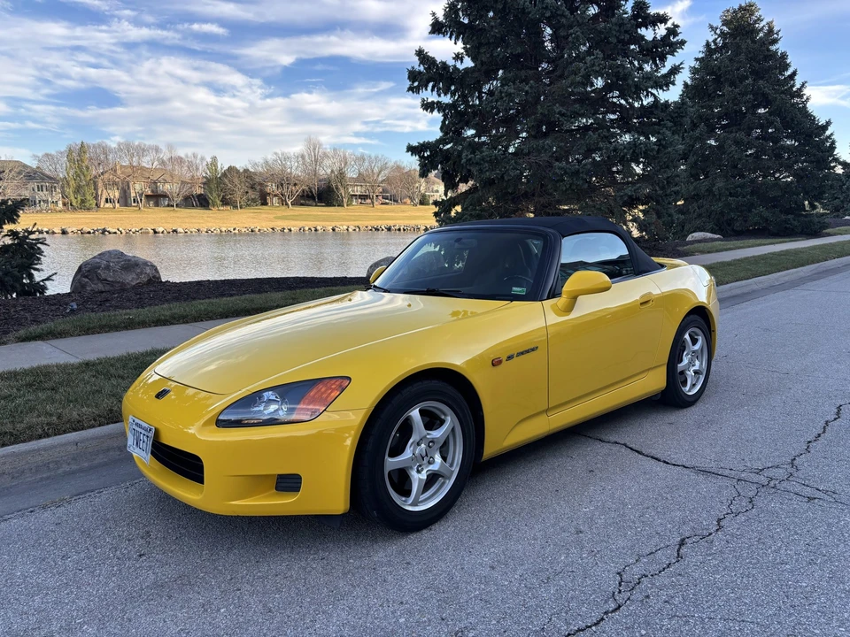 2001 Honda AP1 S2000 - Image 3 of 31