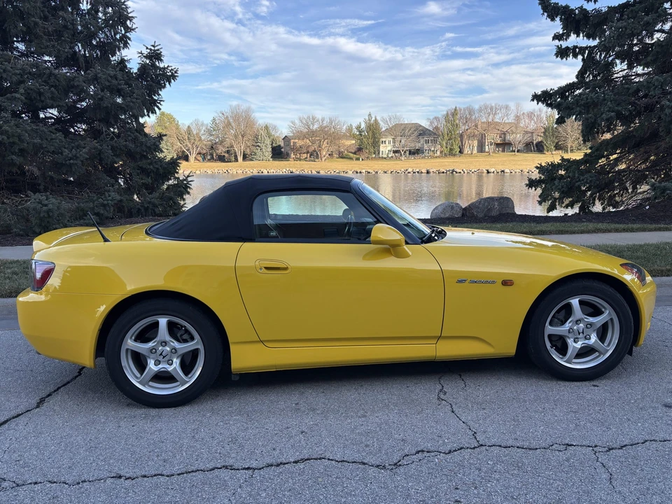 2001 Honda AP1 S2000 - Image 8 of 31