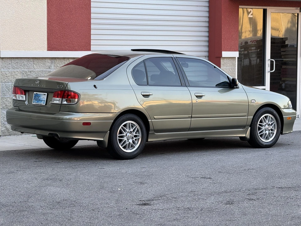 2001 Infiniti G20 2nd Gen - Image 14 of 31