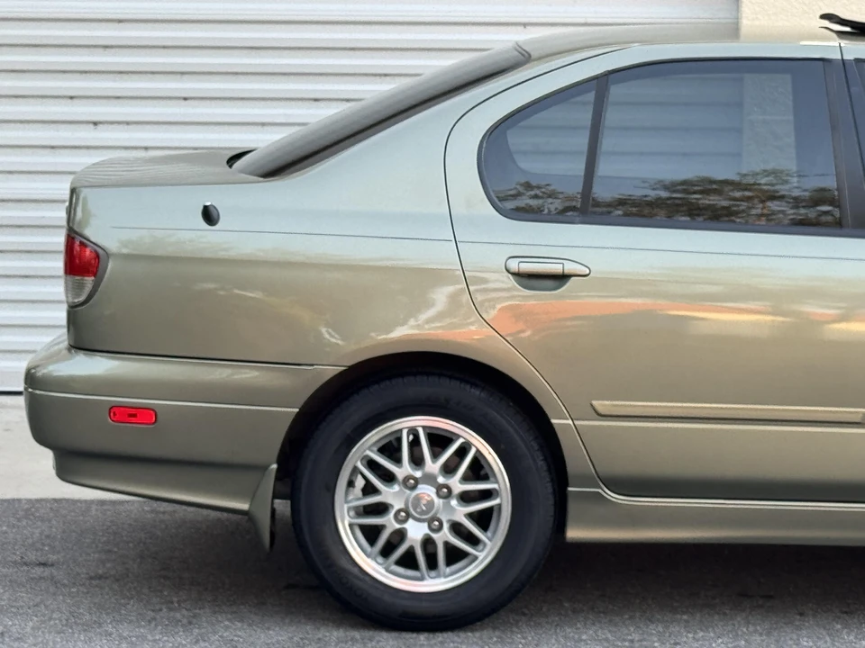 2001 Infiniti G20 2nd Gen - Image 28 of 31