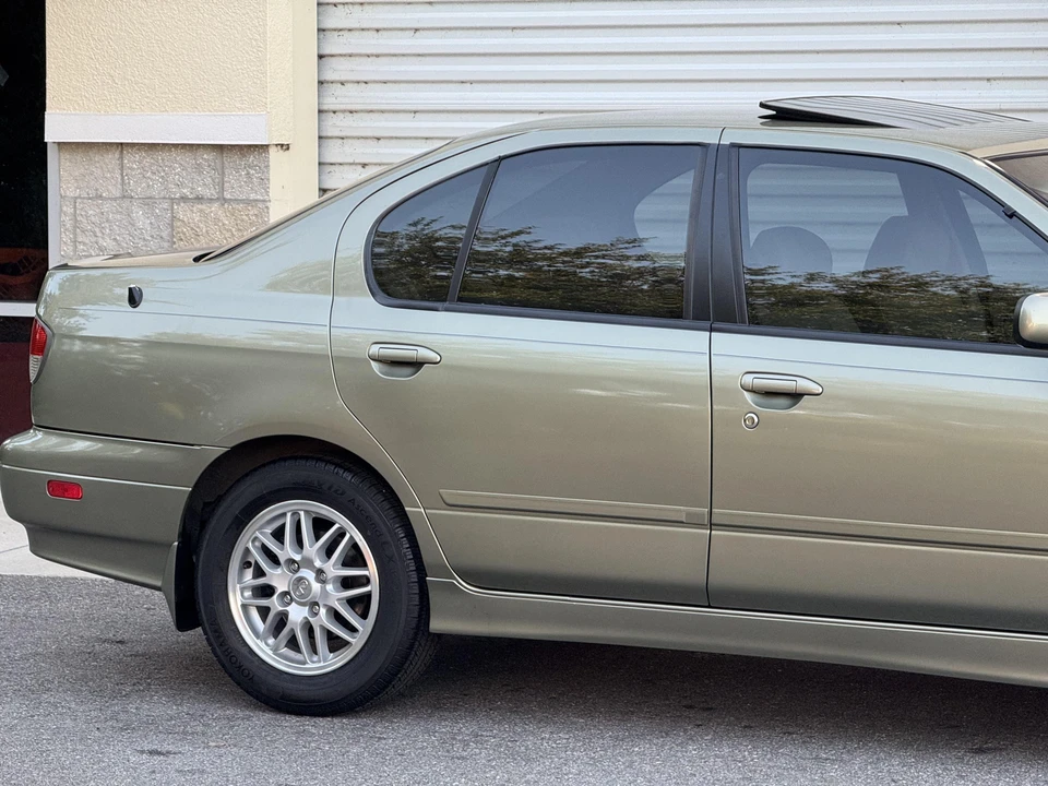 2001 Infiniti G20 2nd Gen - Image 29 of 31