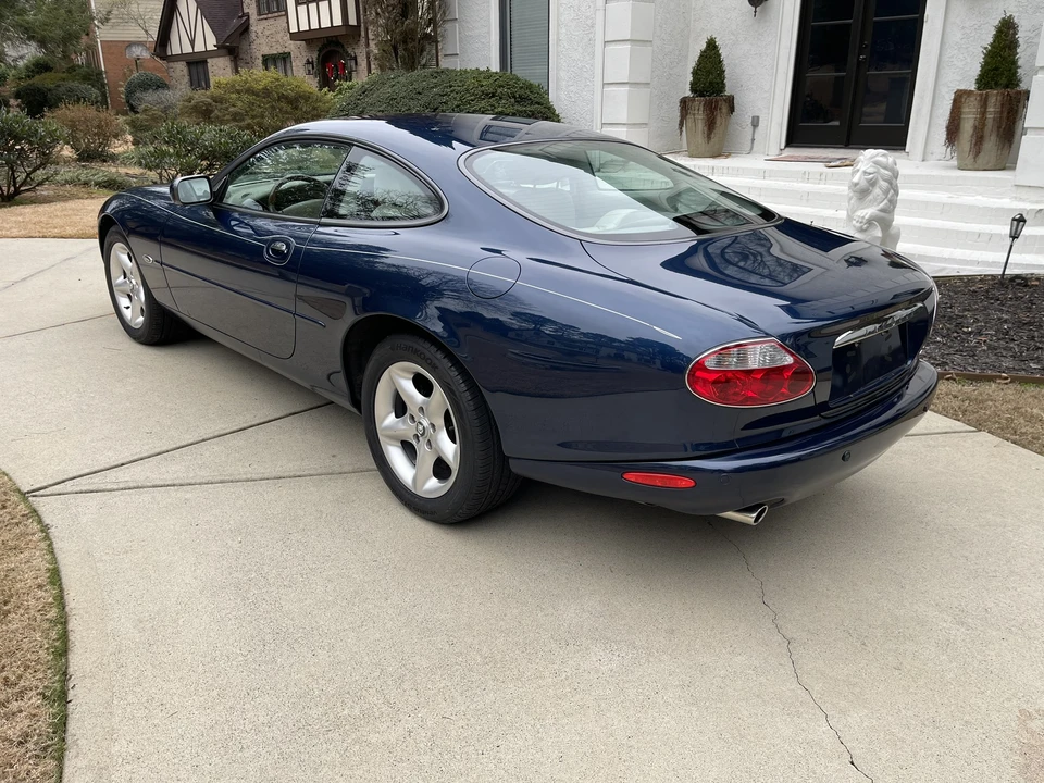 2001 Jaguar X100 XK8 - Image 7 of 31