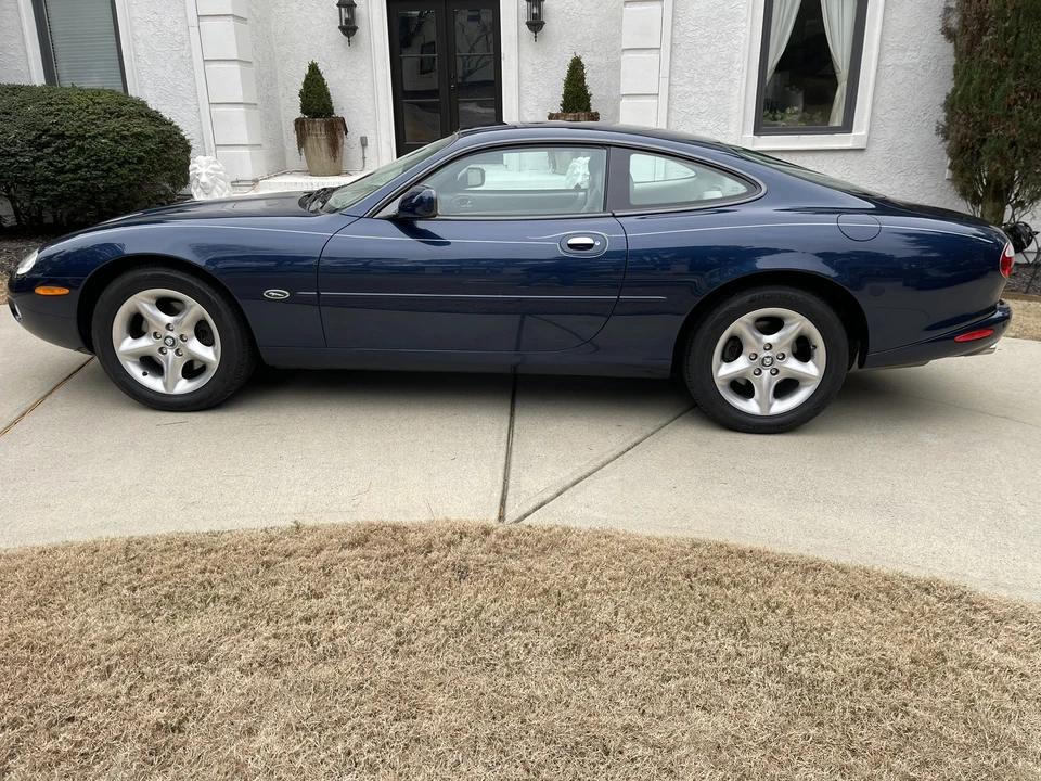 2001 Jaguar X100 XK8 - Image 4 of 31
