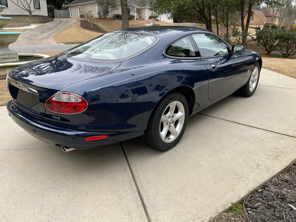2001 Jaguar X100 XK8 - Image 10 of 31