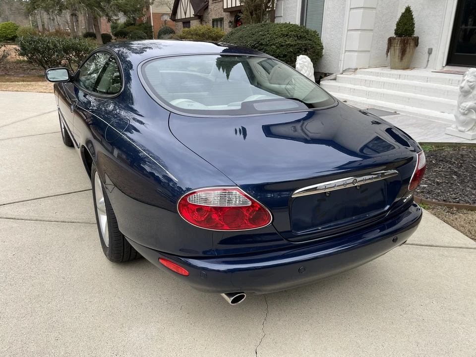 2001 Jaguar X100 XK8 - Image 8 of 31
