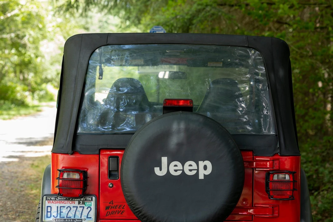 2001 Jeep TJ Wrangler - Image 25 of 31