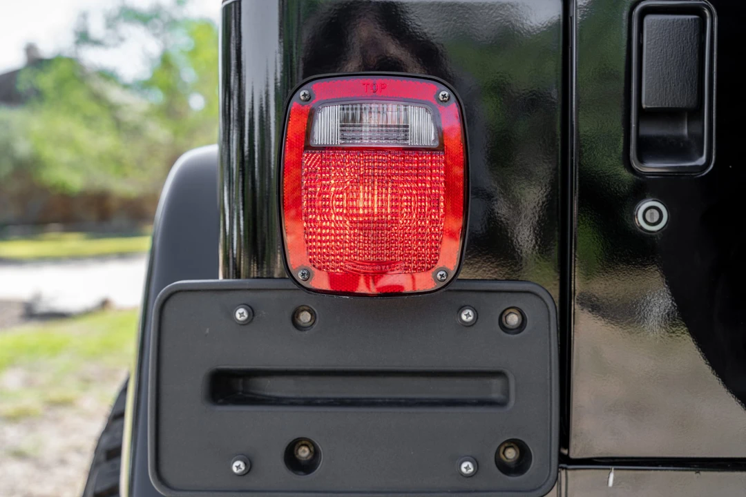 2001 Jeep TJ Wrangler - Image 21 of 31