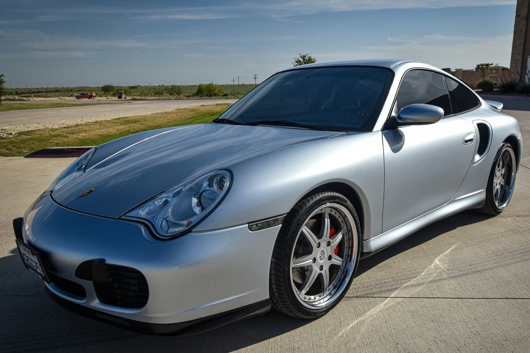 2001 Porsche 996 Turbo - Image 28 of 31