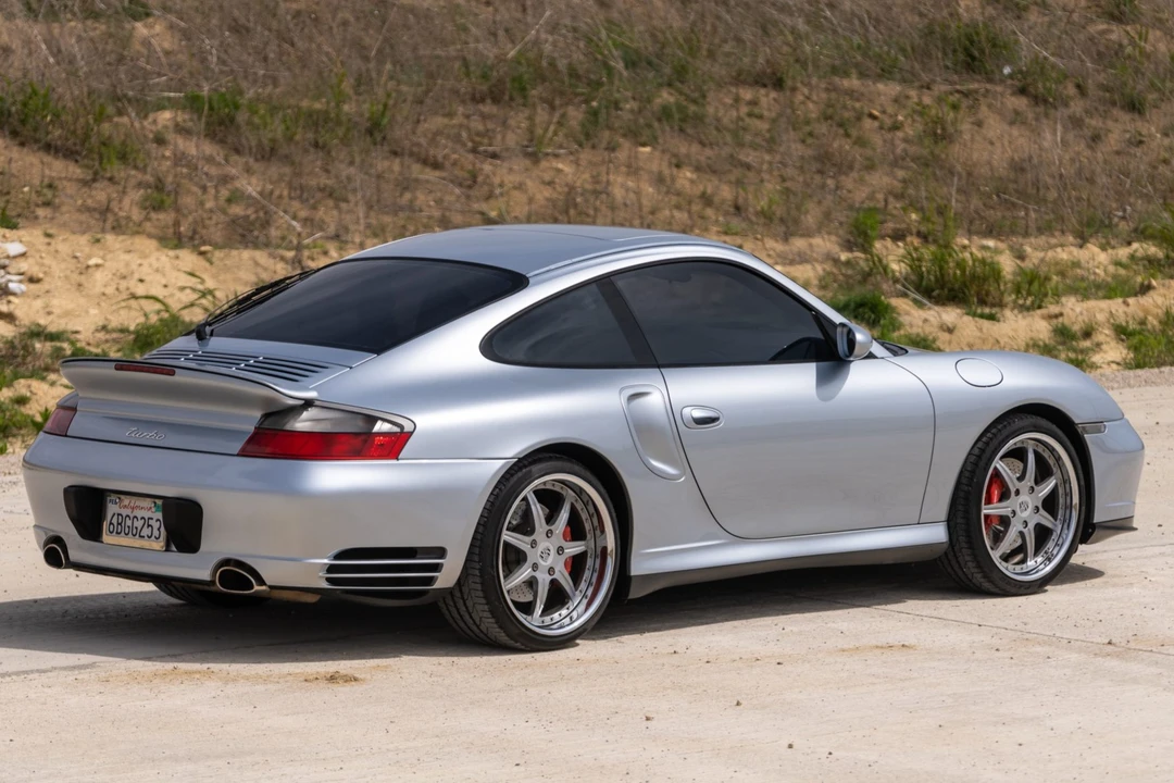 2001 Porsche 996 Turbo - Image 11 of 31