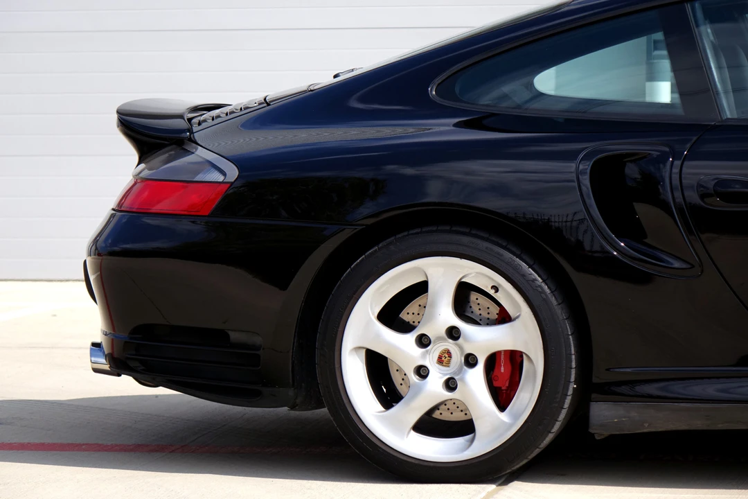 2001 Porsche 996 Turbo - Image 30 of 31