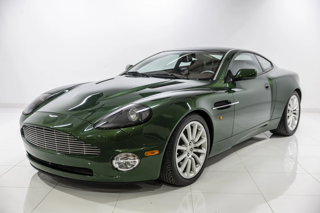 2002 Aston Martin Vanquish 1st Gen - Image 2 of 31